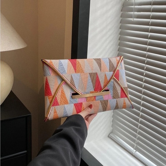 Sold - Picture 5 of 6